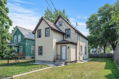 445 Fry St, Saint Paul MN  55104-3706 exterior