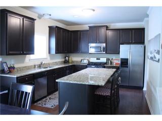 1621 Lake Holcomb Ln, Marietta GA  30062-2000 exterior