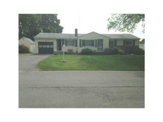24 Montcalm Rd, Warwick, RI 02889-4312