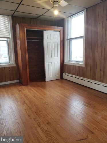 1813 19 St, Philadelphia PA  19146-1438 exterior