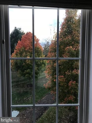 41 Kyle Way, Trenton NJ 08628-2520 exterior