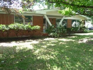 211 Eiche Ave, Boggsville, IL 62401-4035