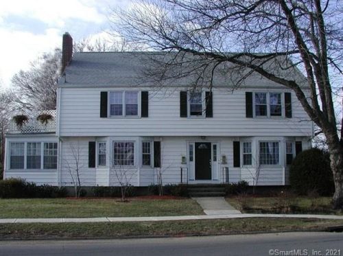 1723 Broadbridge Ave, Stratford, CT 06614-5425