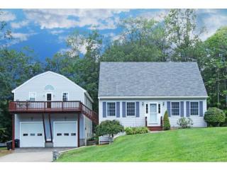 21 Shepherds Ln, Epping, NH 03042-1913