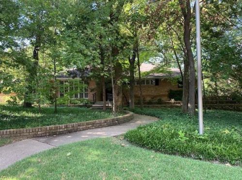 13763 Danvers Dr, Dallas, TX 75240-3503