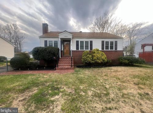 15820 Donald Curtis Dr, Woodbridge, VA 22191-4248