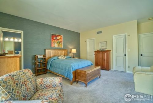 2402 Ponderosa Hl Rd, Lyons CO 80540-8432 exterior