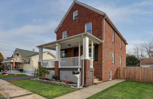 94 Gladys Ave, Manville, NJ 08835-2308