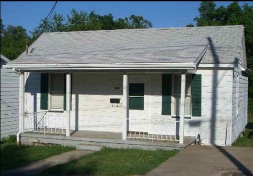 805 Ohio Ave, Morgantown WV  26501-6733 exterior