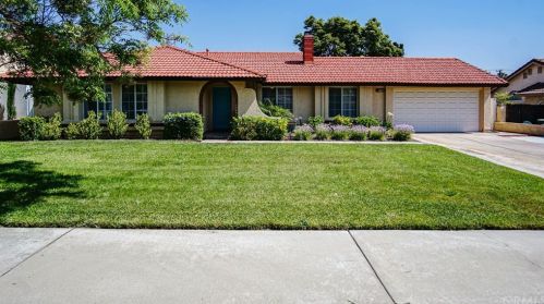 1042 Craig St, Rialto, CA 92377-8213
