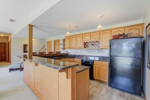 2737 Eagle Valley Dr, Saint Paul MN  55129-4224 exterior