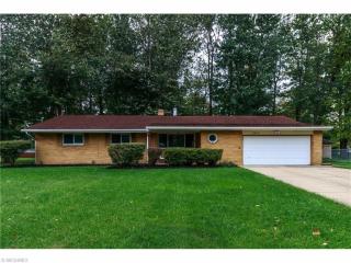 8042 Howell Dr, Concord Township, OH 44060-2366