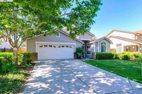 770 Saddleback Cir, Livermore, CA 94551-5209