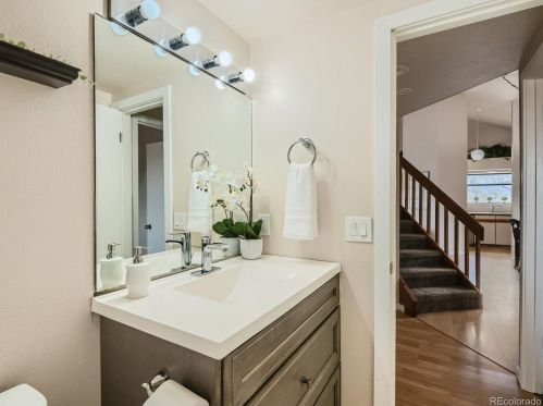 515 Manhattan Dr, Boulder CO  80303-4087 exterior