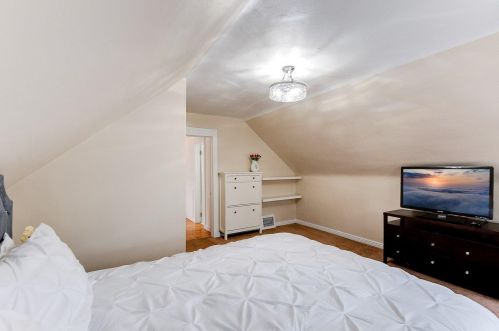 2209 2nd St, Saint Paul MN  55110-3204 exterior