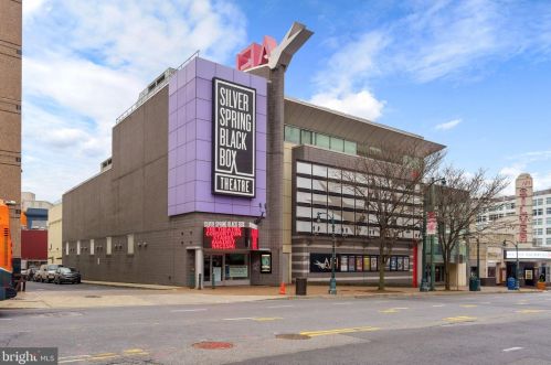 1118 Dl Dr, Silver Spring MD 20910-1601 exterior