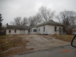 315 Locust St, Litchfield, IL 62056-1756