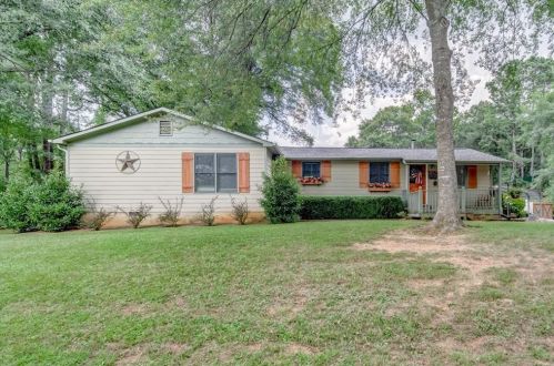 599 Avery Rd, Holly Springs, GA 30115-9138