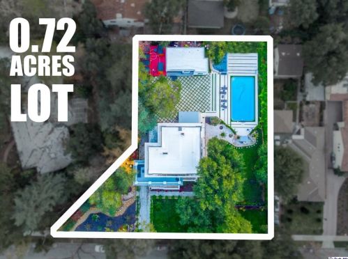 1616 Wabasso Way, Glendale CA  91208-2441 exterior