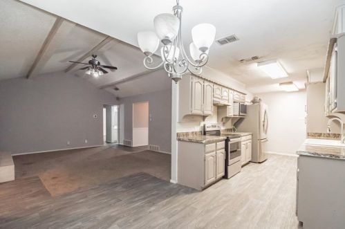 408 Park Center Blvd, Fort Worth TX  76179-1139 exterior