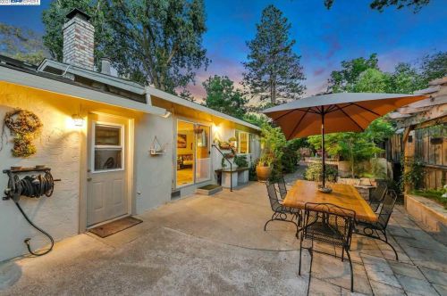 116 Hopeco Rd, Concord CA  94523-3213 exterior