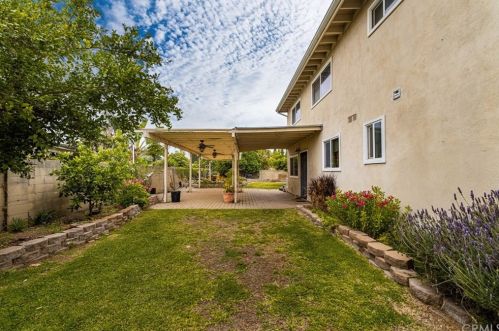 121 Barbara St, Anaheim CA  92806-3825 exterior