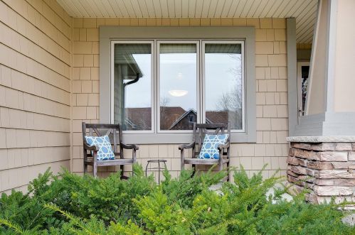 1661 Isabella Pkwy, Chaska, MN 55318-3214