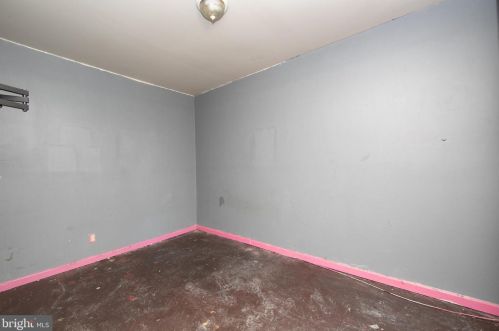 1302 Park Blvd, Camden NJ 08103-2756 exterior