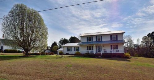 427 Snead Rd, Walhalla SC  29691-4133 exterior