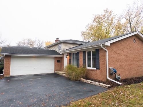 19148 Pierce Ct, Homewood, IL 60430-4425