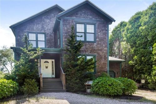 53 Central Ave, Charlestown, RI 02813-1321