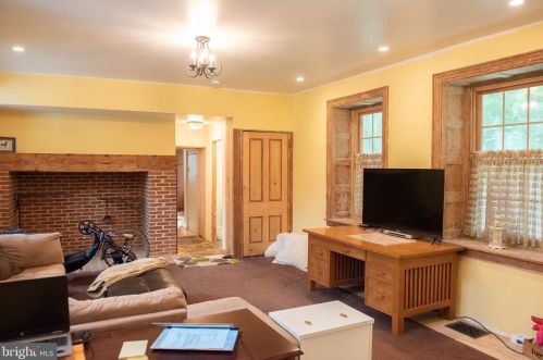 59 East St, Carlisle PA  17013-2505 exterior