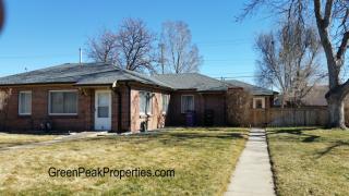 2208 Newport St, Denver CO  80207-4019 exterior