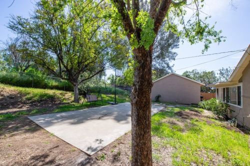 3566 Mt Vernon Ave, Riverside CA  92507-4623 exterior