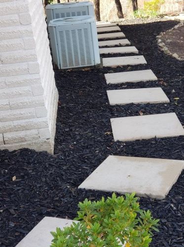 806 Sleepy Holw Dr, Cedar Hill TX 75104-1755 exterior