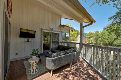 146 Acapulco Dr, Austin TX  78734-3454 exterior