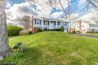 4120 Middle Ridge Dr, Fairfax, VA 22033-3226