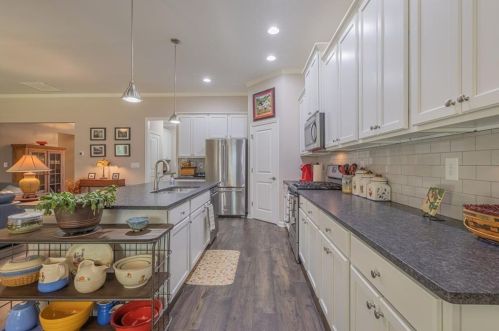 786 Lakeview Bend Cir, Jefferson GA  30549-7072 exterior