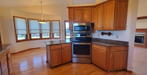 412 Tiporary Ct, Noblestown PA  15071-9736 exterior