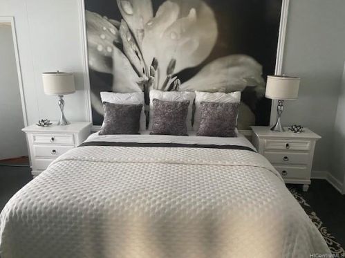 2908 Varsity Cir, Honolulu HI  96826-1732 exterior