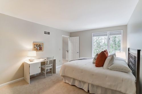 10790 Deerfield Rd, Cincinnati OH  45242-4237 exterior