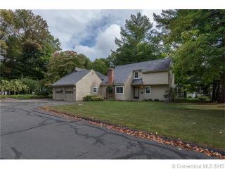 4 Mathers Xing, Simsbury CT  06070-2477 exterior