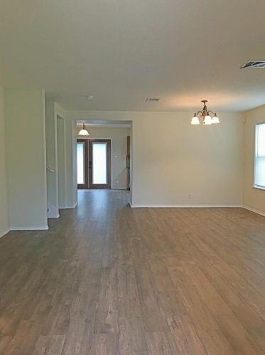 751 New Bridge Dr, Uhland TX  78640-5542 exterior