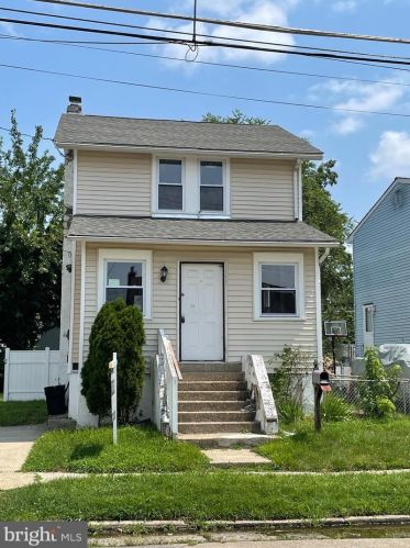 1630 41st St, Camden NJ  08110-3602 exterior