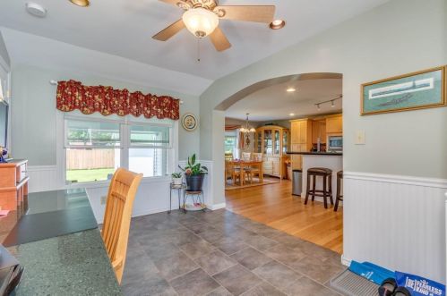18 Penacook St, Concord, NH 03303-1702