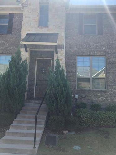 10544 Steinbeck Ln, Irving TX  75063-5437 exterior