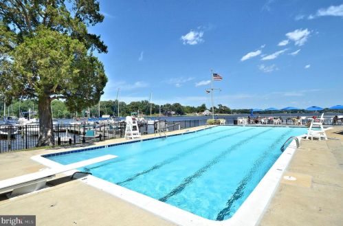 309 White Pln Ct, Severna Park MD 21146-3340 exterior