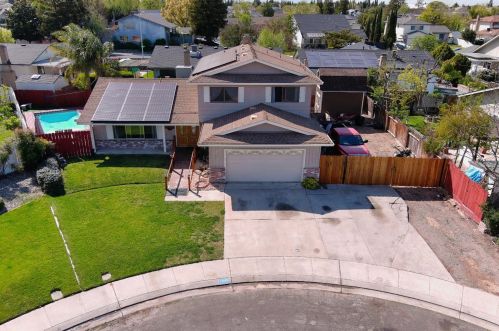 1485 Kimball Pl, Manteca, CA 95336-6213