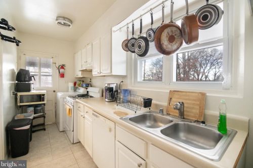 7227 16 Ave, Silver Spring MD 20912-7045 exterior