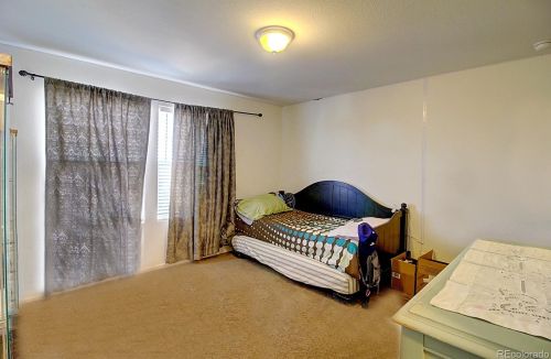 6607 Kewaunee Way, Aurora CO 80016-4310 exterior